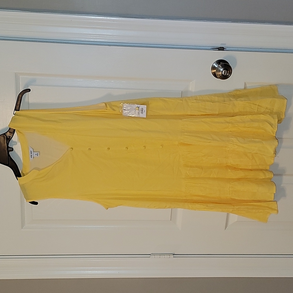 Nine West XL sleeveless button front tiered dress